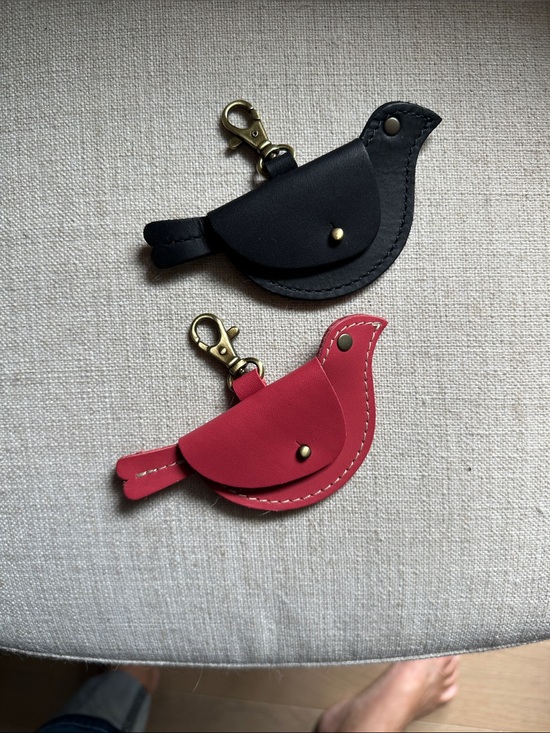 Portland Leather Handbags - Set of 2 mockingbird pouch clip on. Portland Leather Goods. Pink and black. NWOT
